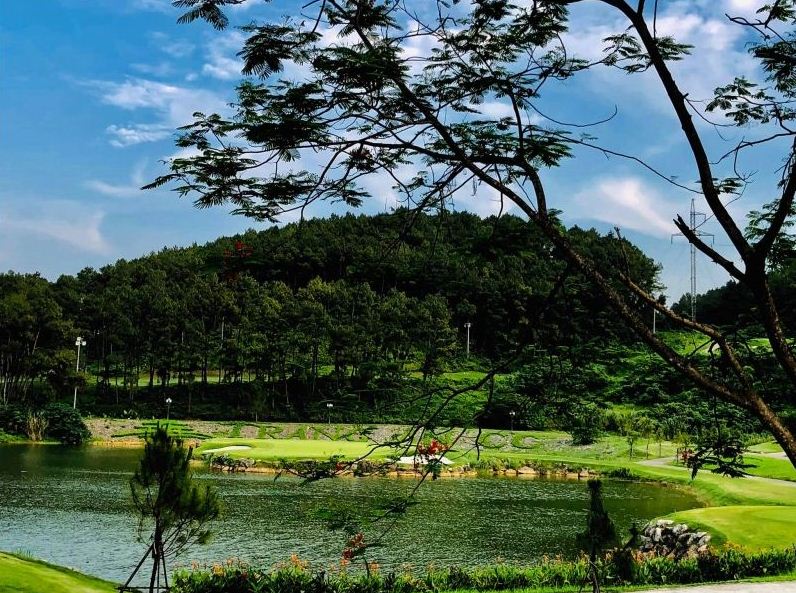 Trang-An-Golf-and-Country-Club-6